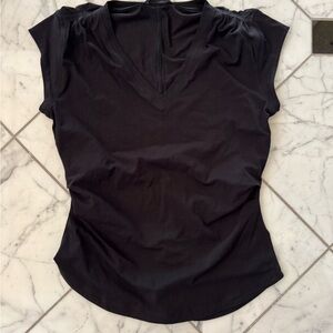 Athleta Black  Outbound Short Sleeve V-Neck Tee size M. NWT